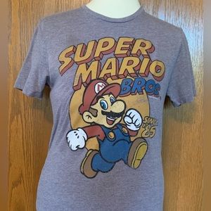 Old Navy Super Mario T-Shirt (S)
